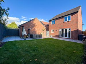 Photo 14- click for photo gallery